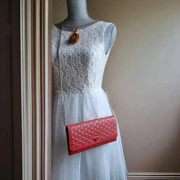 🎁Prada Rouge Grommet Embellished Leather WOC - Picture 5 of 17